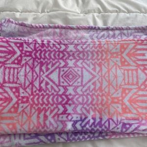 patterned blanket